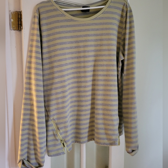 Women's XL CVS Yellow Gray Stripe Terry Sweater with Zipper Detail - Picture 1 of 4